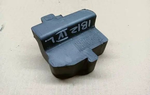 Seat Ibiza IV (6J,6P) Fender foam support/seal 6J0823729