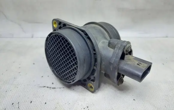 Volkswagen Golf IV Mass air flow meter 0280218060 06A906461G