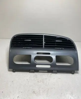 Seat Altea Dash center air vent grill 5P1819110J