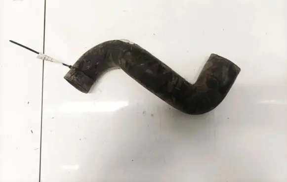 Land Rover Discovery 3 - LR3 Intercooler hose/pipe