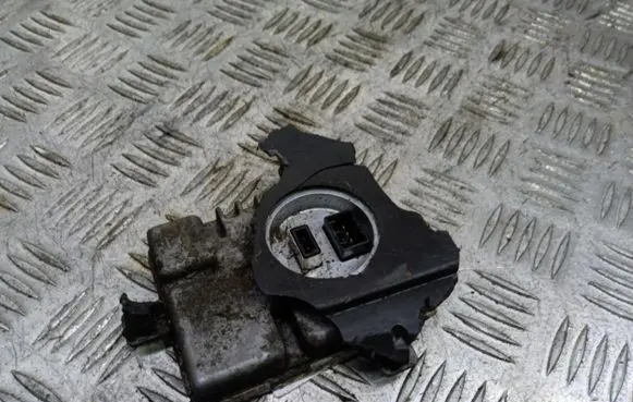 Audi A4 S4 B8 8K Voltage converter/converter module 
