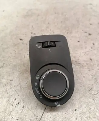 Chevrolet Cruze II Light switch 39059535 17016385