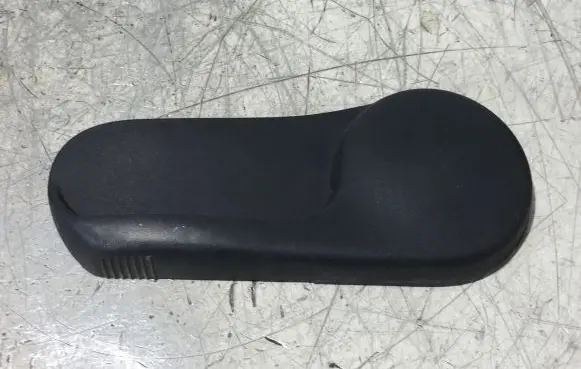 Toyota Avensis T250 Seat adjustment handle 7252502040