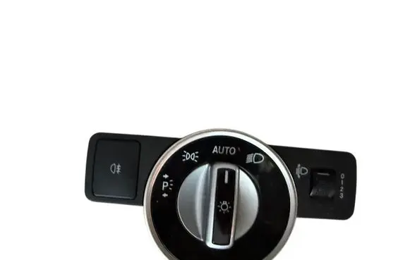 Mercedes-Benz C W204 Light switch 