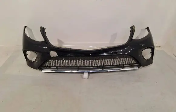 Mercedes-Benz GLC C253 Front bumper 25188530