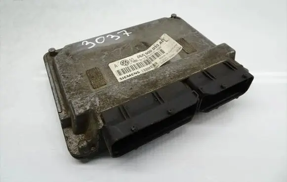 Volkswagen Golf IV Engine control unit/module 06A906033AE 5WP40136