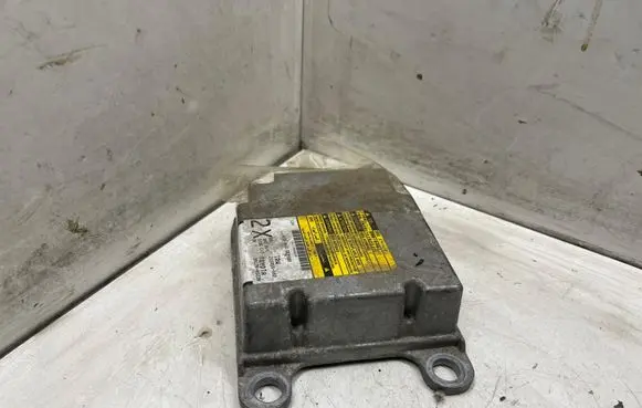 Toyota Avensis T250 Airbag control unit/module 215955102