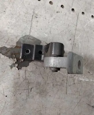Audi A6 S6 C6 4F Front door upper hinge A046573