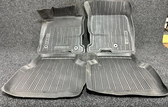 Ford Kuga III Car floor mat set LV4J-S13087-DAW
