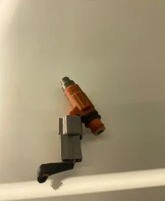 Mitsubishi Colt Fuel injector CDH210