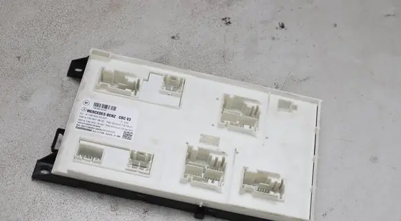 Mercedes-Benz CLA C117 X117 W117 Comfort/convenience module A1569005303 A1569019800 A1569027900