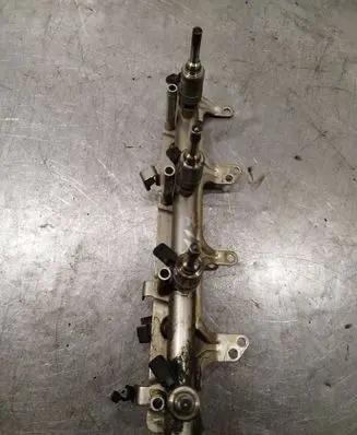 Audi A4 S4 B8 8K Fuel injection system set 06J133317