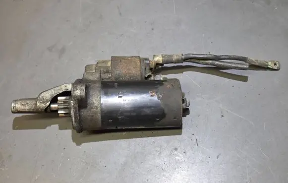 Audi A6 Allroad C5 Starter motor 059911023H 0001109021