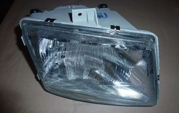 Mercedes-Benz Vito Viano W639 Headlight/headlamp A6388200161