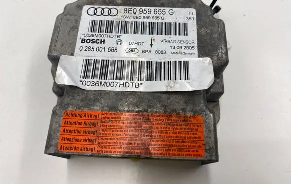 Audi A4 S4 B7 8E 8H Airbag control unit/module 8E0959655G