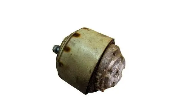Engine mount bracket