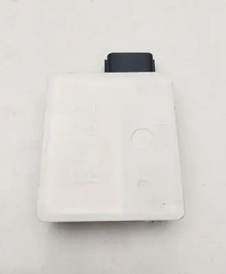 Maserati MC20 Blind spot module 670216120