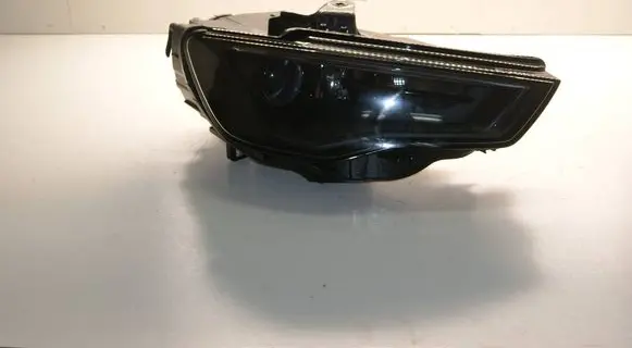 Audi A3 S3 8V Headlight/headlamp 1ZS01074016 01074016AC 02023083