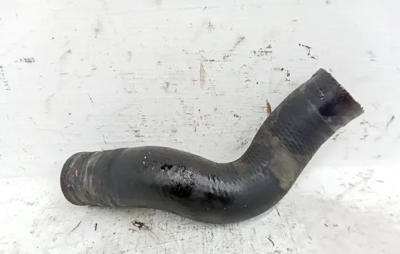 Toyota RAV 4 (XA30) Engine coolant pipe/hose