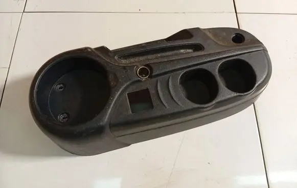 Mitsubishi Grandis Other interior part MN151767ZZ
