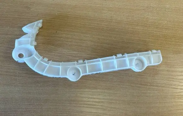 Mitsubishi Outlander Front bumper mounting bracket 6400A587