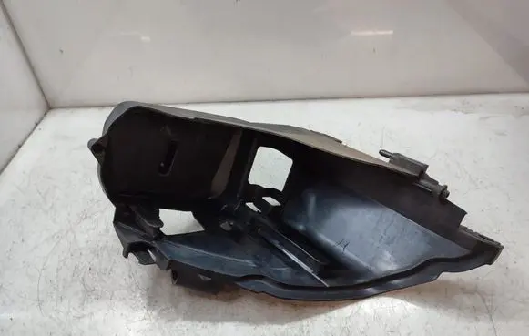 Audi Q7 4L Headlight/headlamp mounting bracket 89393697