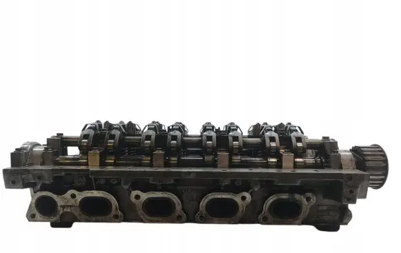 Engine head