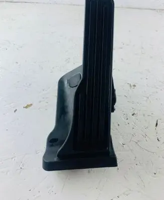 Chevrolet Camaro Accelerator throttle pedal 23390863 81760719