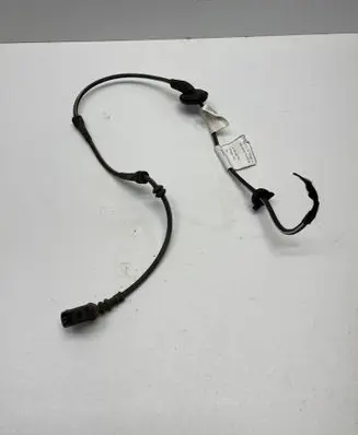 Audi A3 S3 A3 Sportback 8P Rear ABS sensor wiring 1K0927904AT 1K04AT