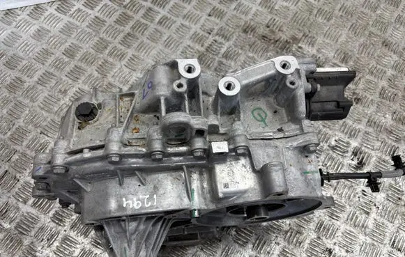 Peugeot 3008 III Automatic gearbox 9851828880