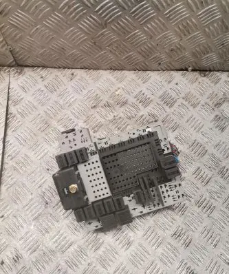 Volvo S60 Fuse box set 9441585