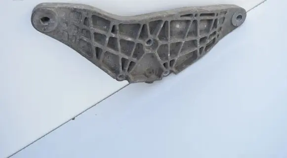 Audi A4 S4 B6 8E 8H Rear differential/diff mount bracket 8E0599287