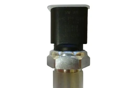 Audi A6 S6 C8 4K Air conditioning (A/C) pressure sensor 4H0959126B