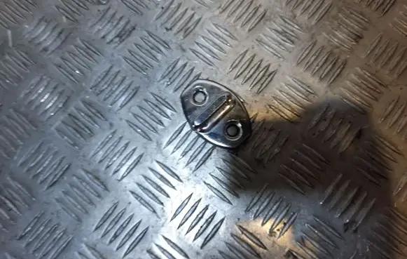 Porsche Cayenne (92A) Rear door lock loop/hook striker 3C0837033B