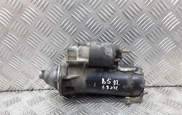 Volkswagen PASSAT B5 Starter motor 0001110122