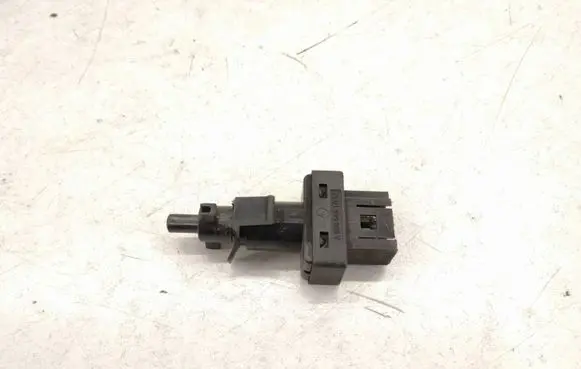 Mercedes-Benz E W211 Brake pedal sensor switch 0065451014 A0065451014