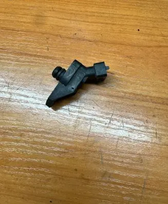 BMW 5 E39 Fuel pressure sensor 0261230046