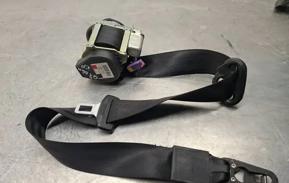 Audi Q7 4L Front seatbelt 4L1857705 606727200