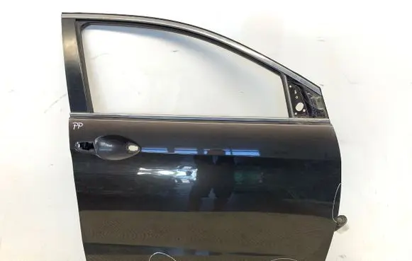 Honda CR-V Front door