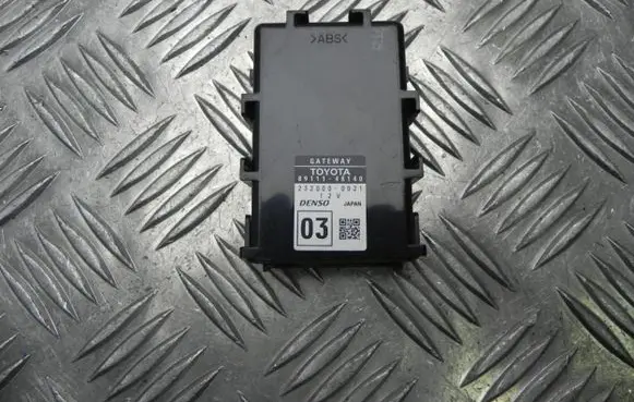 Lexus RX 330 - 350 - 400H Gateway control module 8911148140 G2906