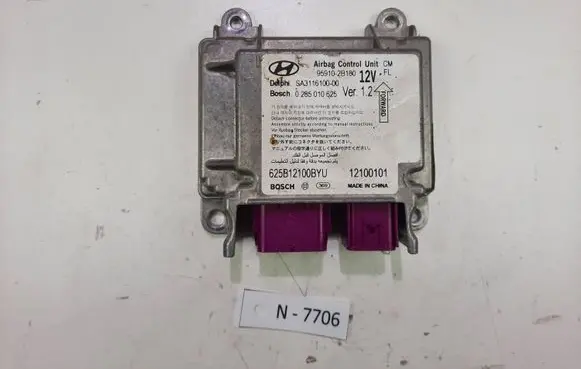 Hyundai Santa Fe Airbag control unit/module 959102B180