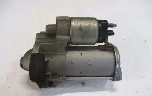 Nissan X-Trail T32 Starter motor 233003131R