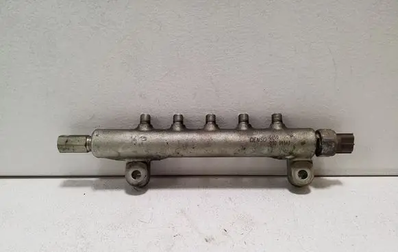 Fuel main line pipe