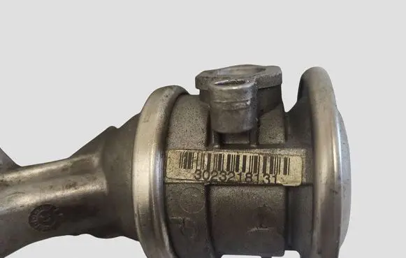 Audi Q5 SQ5 8R EGR valve 06E131101B