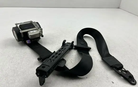 Audi Q7 4L Front seatbelt 606727200