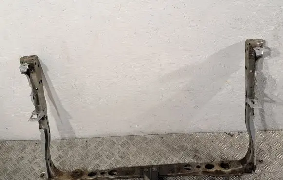 Toyota Avensis T270 Radiator support slam panel 5320105907