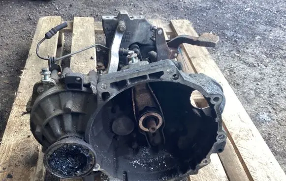 Volkswagen Jetta V Manual 6 speed gearbox 640504 JCK27076 JCK