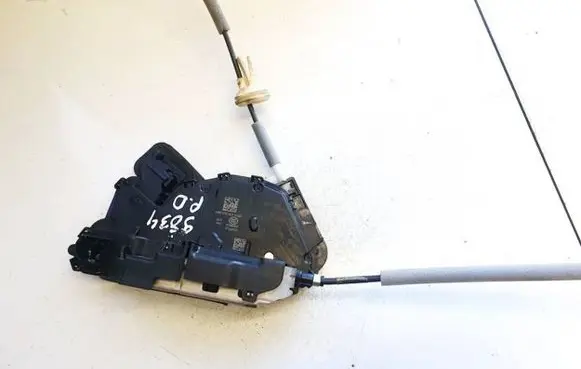 Cupra Born Front door lock a046465 c6d-5tc837016d