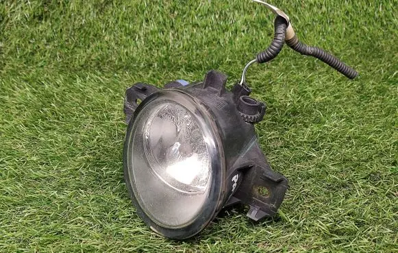 Nissan Pathfinder R52 Front fog light 261559B91D
