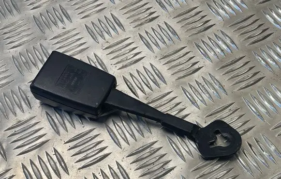 Audi A4 S4 B6 8E 8H Front seatbelt buckle 8E0857755C